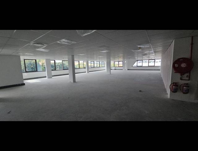 BUSINESS PROPERTY TO RENT IN VORNA VALLEY